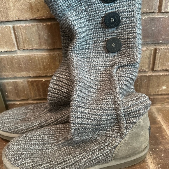 UGG Gray Tall Sweater Knit Boots see description for details sz 8 - Picture 1 of 6